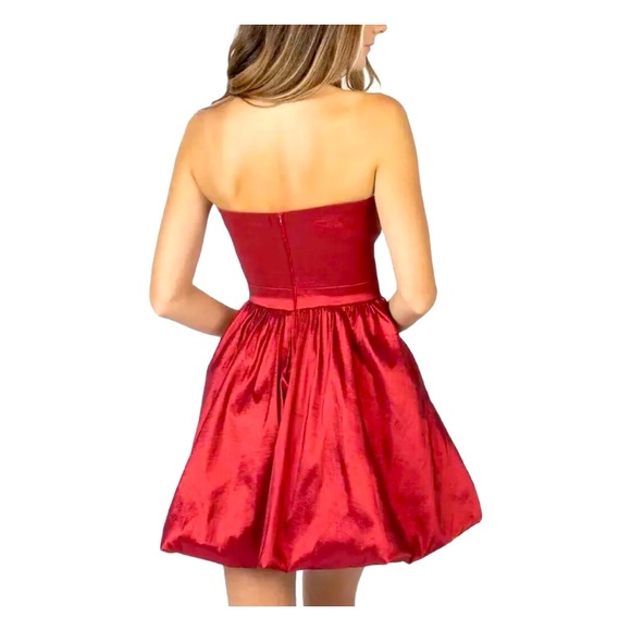 Red satan dress several sizes - Picture 2 of 2